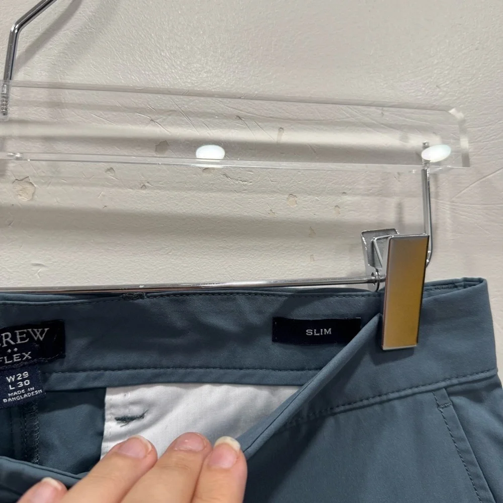 J. Crew Factory Men’s Slim Fit Tech Chino Pants in Mountain Fog 29W 30L 2024